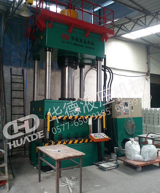 HDY71系列四柱液壓機(jī)